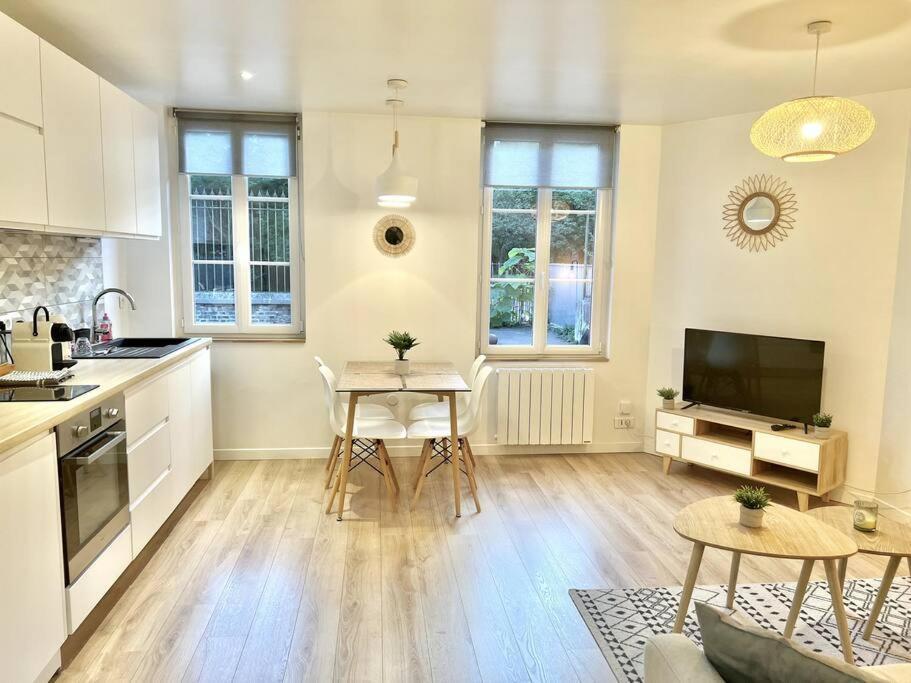Sainte-SavineLe Ptit Bouchon - Lumineux Et Calme Proche Commercesアパートメント エクステリア 写真